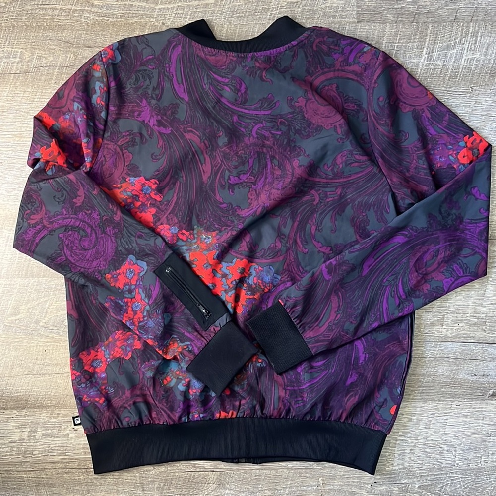Fabletics Bomber Jacket Size Medium - image 5